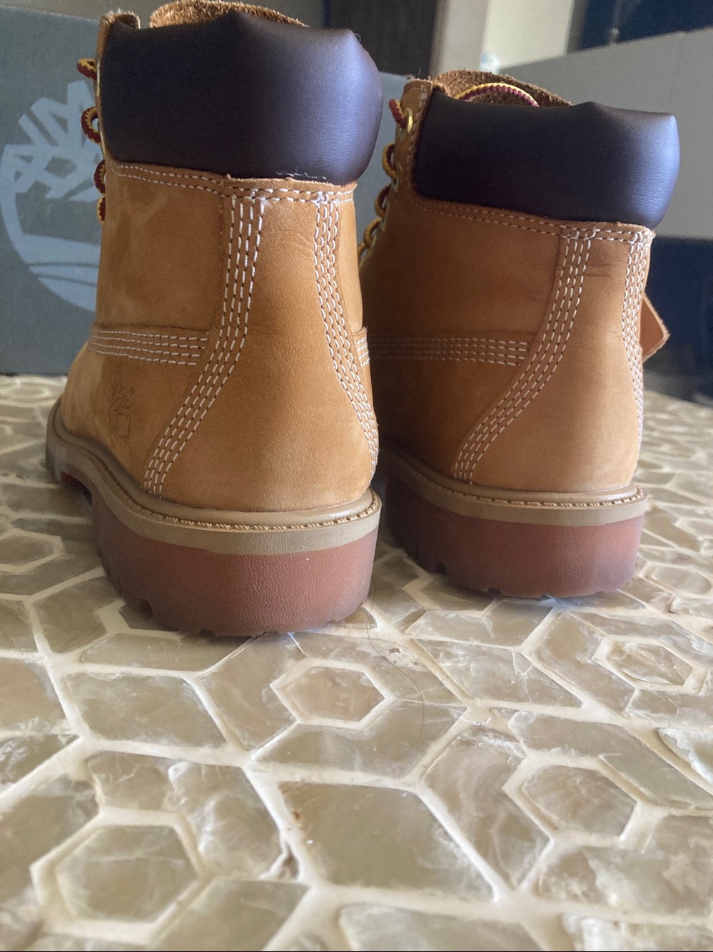 Timberland Youth Premium Unisex 6-Inch Waterproof Boot in ‘Wheat Nubuck’ - Picture 4 of 11